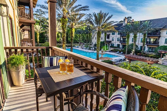 5208-2 Pool front view- no carpet- balcony- near historic district & beaches - Image 1